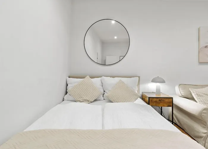 Chic 1br - Directly Near Schoenbrunn Bécs